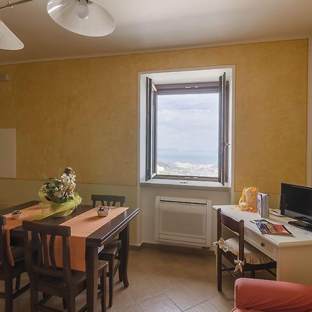 Al Casale Dei Nonni Bed & Breakfast Laureana Cilento Екстериор снимка