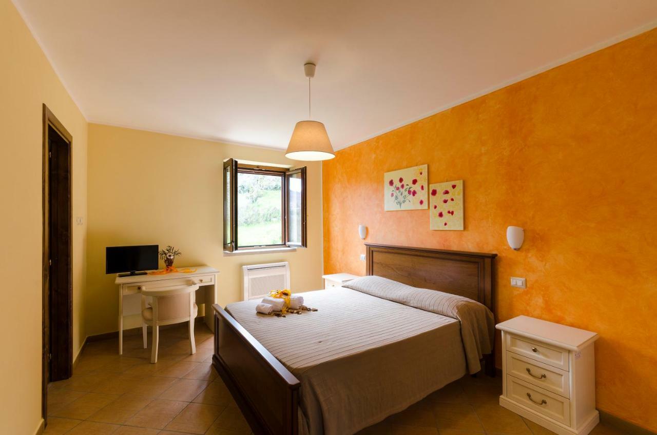 Al Casale Dei Nonni Bed & Breakfast Laureana Cilento Екстериор снимка